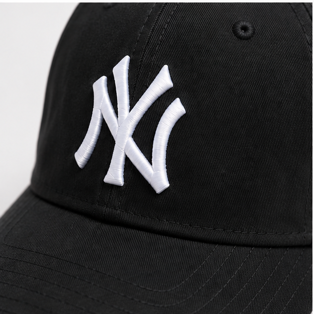New York Yankees Classic Black Cap