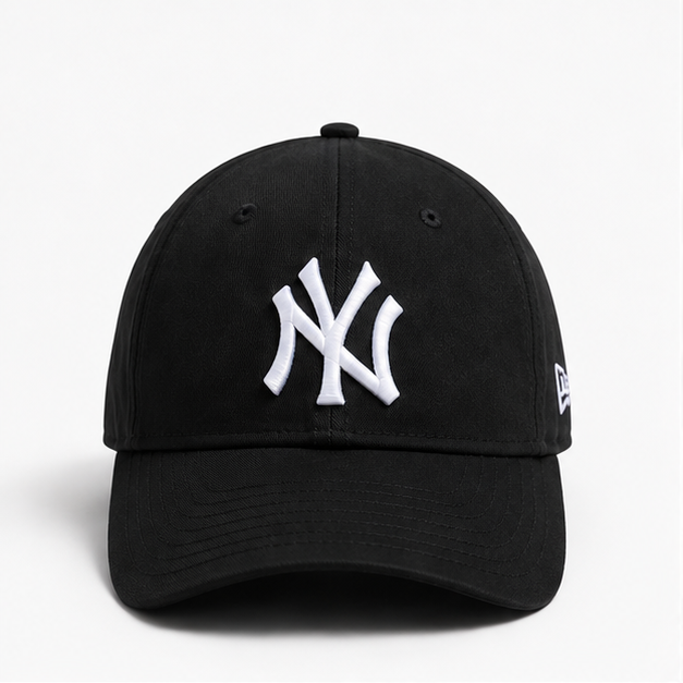New York Yankees Classic Black Cap